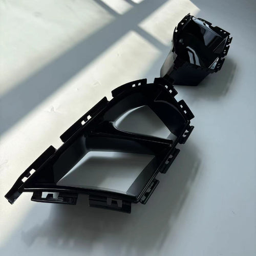 2020-2024 model BMW M3 M4 G80 G82 MP variants with front grille and air intake opening, Imported G80/G82 Air Intake Bar, Gloss Black Modification Parts
