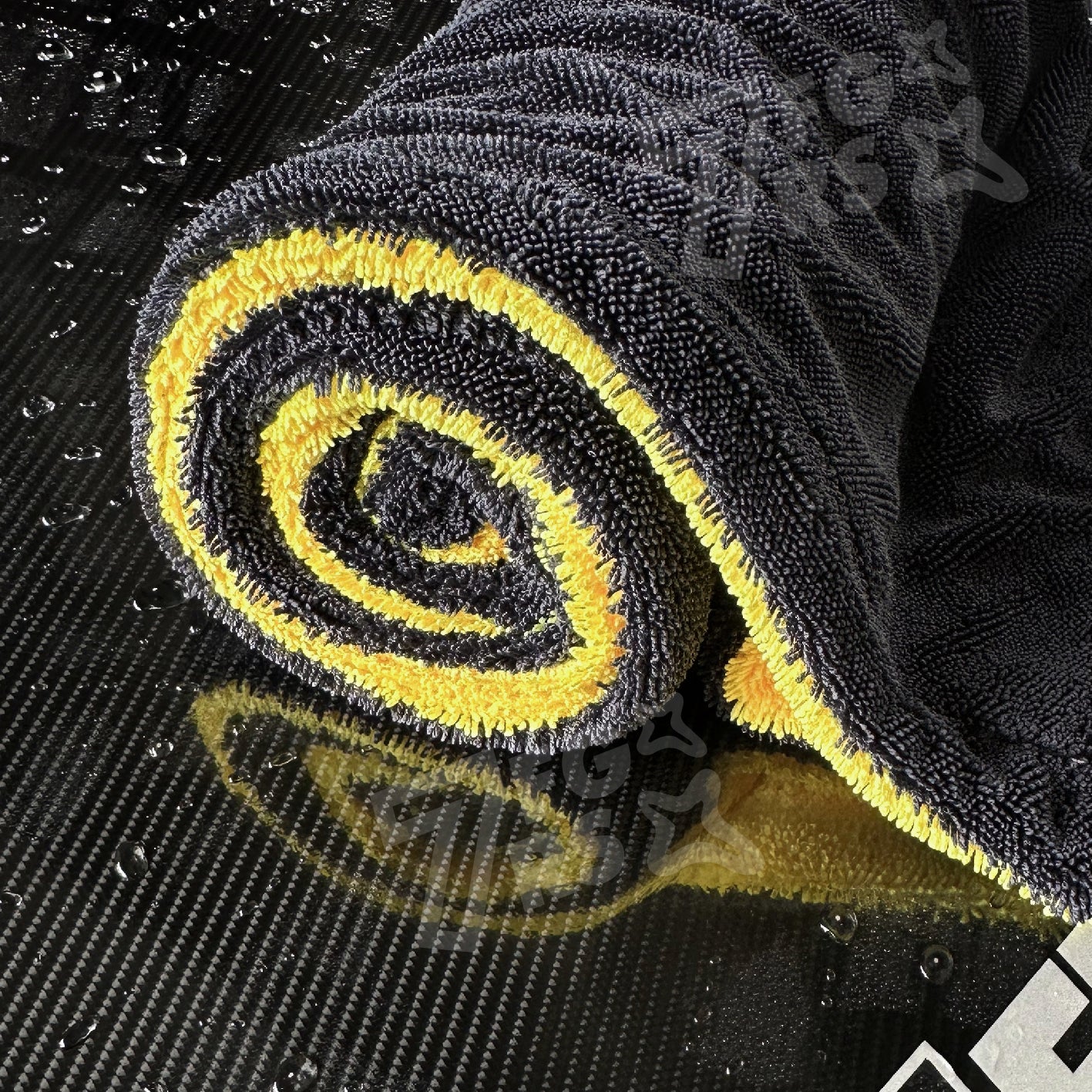 Premium Edgeless Twisted Loop Microfiber Car Drying Towel